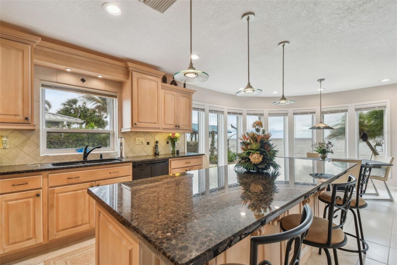 119 Carlyle Circle, Palm Harbor, FL 34683 Photo