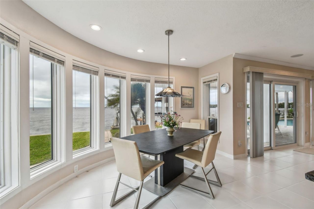 119 Carlyle Circle, Palm Harbor, FL 34683 Photo