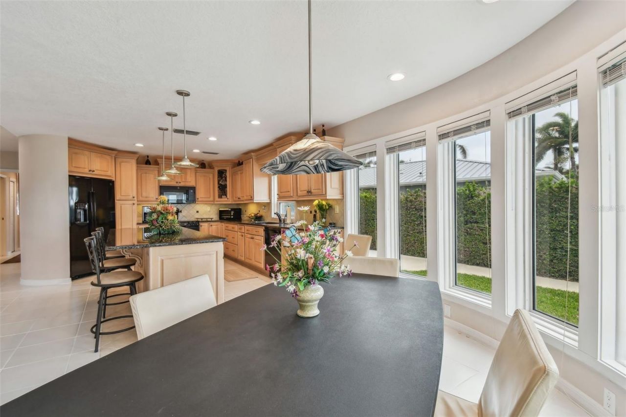 119 Carlyle Circle, Palm Harbor, FL 34683 Photo