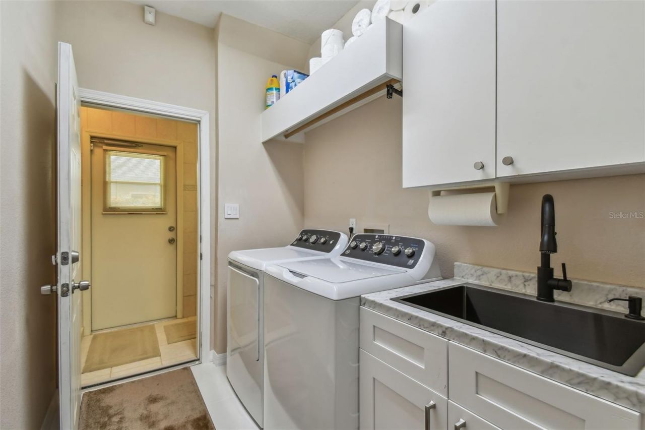 119 Carlyle Circle, Palm Harbor, FL 34683 Photo