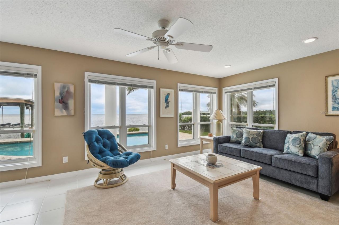 119 Carlyle Circle, Palm Harbor, FL 34683 Photo