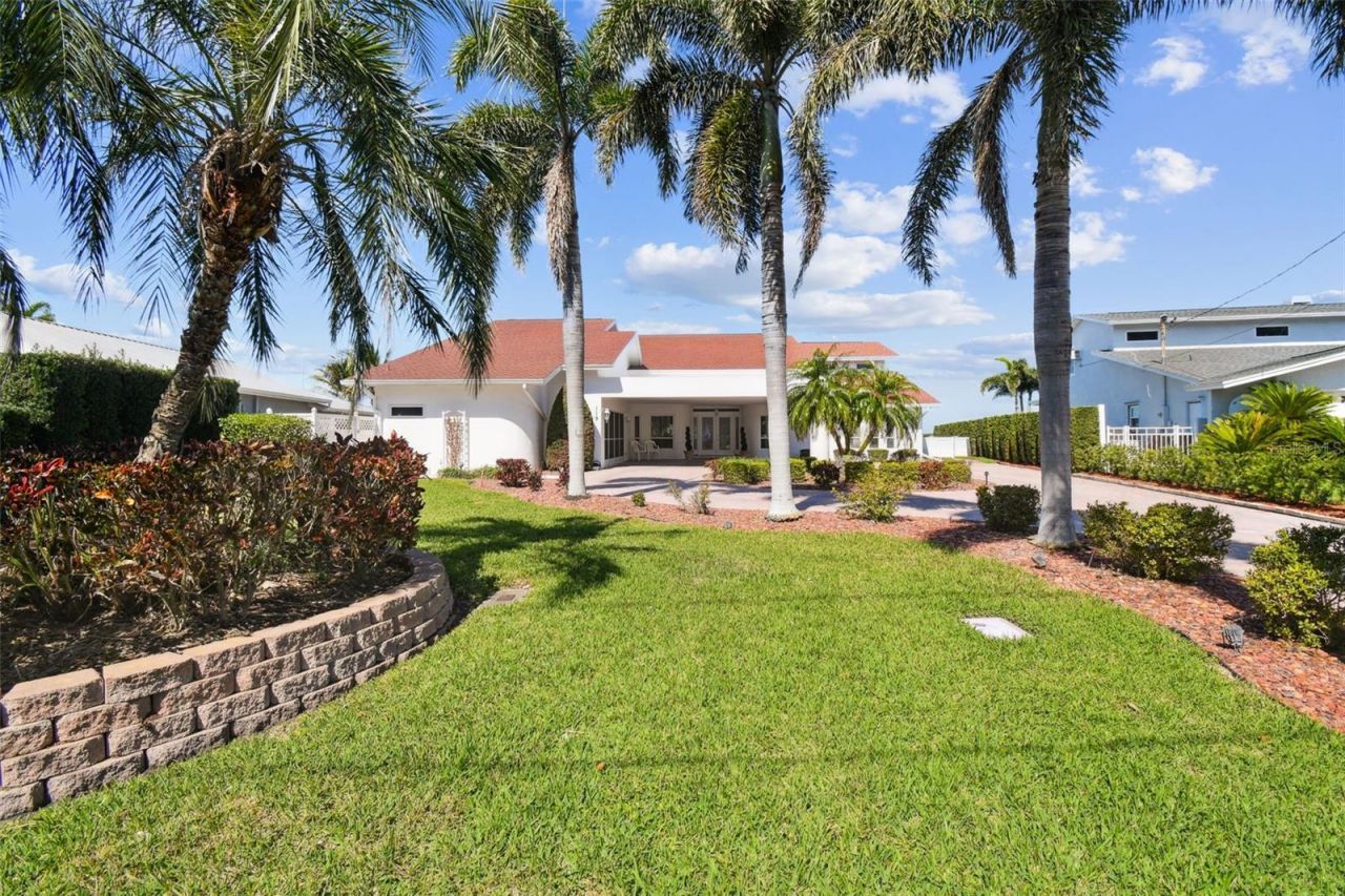 119 Carlyle Circle, Palm Harbor, FL 34683 Photo