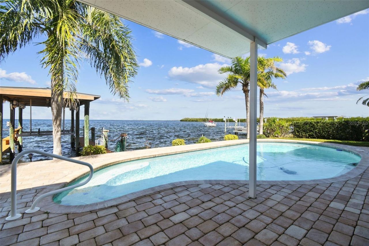 119 Carlyle Circle, Palm Harbor, FL 34683 Photo
