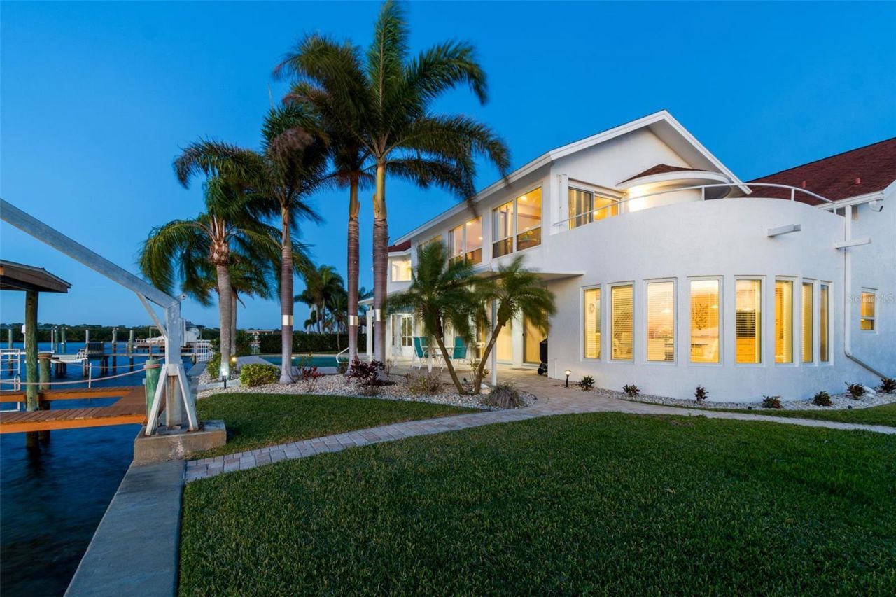 119 Carlyle Circle, Palm Harbor, FL 34683 Photo