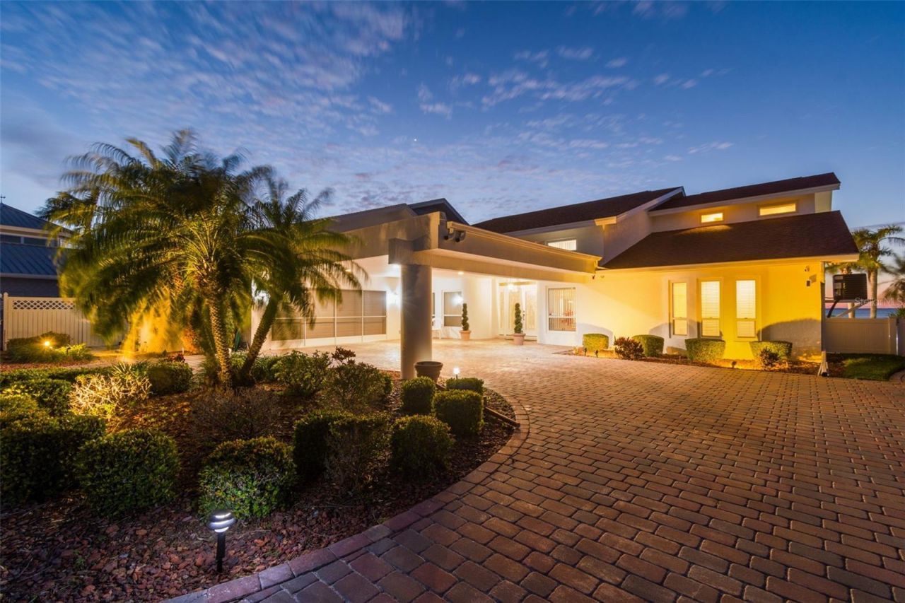 119 Carlyle Circle, Palm Harbor, FL 34683 Photo