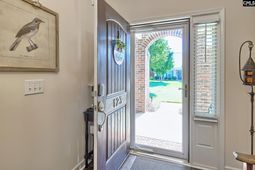 123 Cressingham Court  photo 4