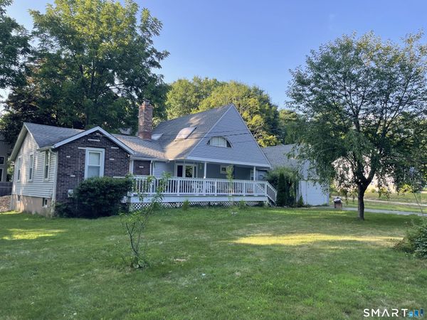 125 Old Sachems Head, Guilford, CT 06437