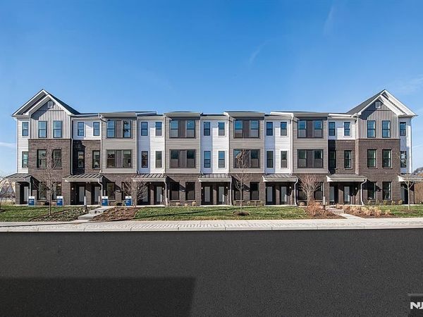 300 Sycamore Street #301, Unit #301, KEARNY, NJ 07032