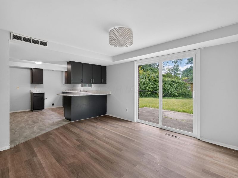 3698 Mexico Avenue , Westerville, OH 43081 Photo 7