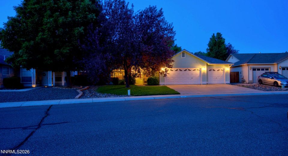 1344 Windsor Drive, Gardnerville, NV 89410 Photo