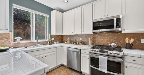 1344 Windsor Drive, Gardnerville, NV 89410 Photo