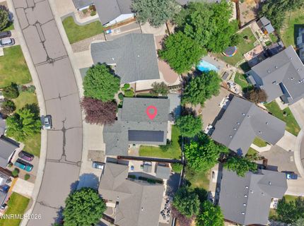 1344 Windsor Drive, Gardnerville, NV 89410 Photo