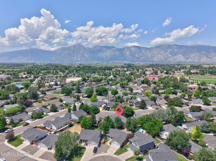 1344 Windsor Drive, Gardnerville, NV 89410 Photo