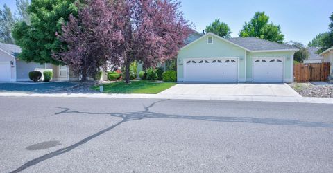1344 Windsor Drive, Gardnerville, NV 89410 Photo