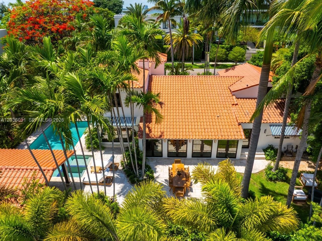 4727 N Bay Rd, Miami Beach, FL 33140 Photo