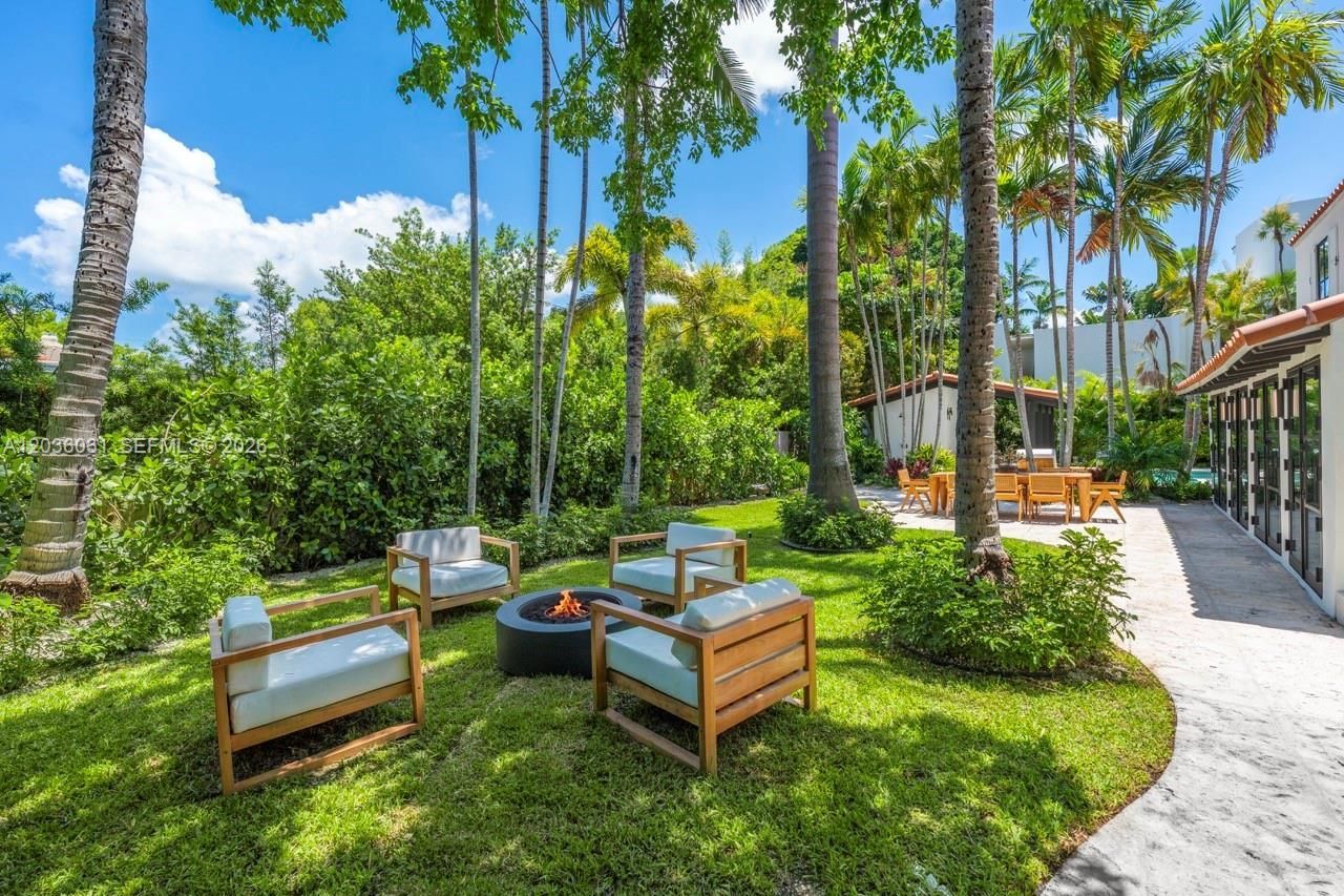 4727 N Bay Rd, Miami Beach, FL 33140 Photo