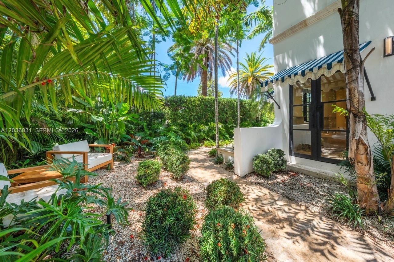 4727 N Bay Rd, Miami Beach, FL 33140 Photo