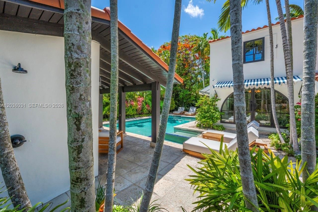4727 N Bay Rd, Miami Beach, FL 33140 Photo