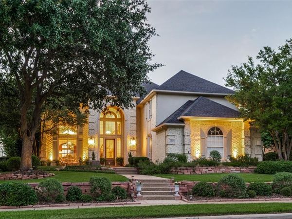 6813 Columbine Way , Plano, TX 75093