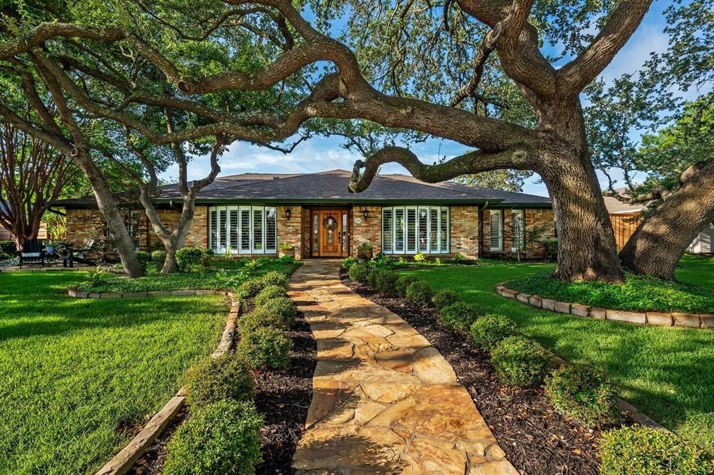 7240 Hunters Ridge , Dallas, TX 75248 Main Photo