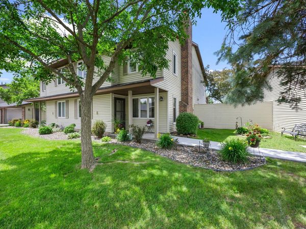 4701 Osage Point, Eagan, MN 55122