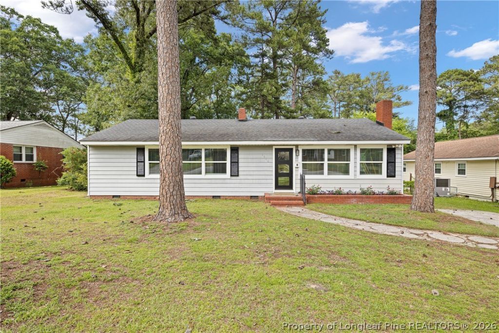 1920 Manteo Street, Fayetteville, NC 28303 Main Photo