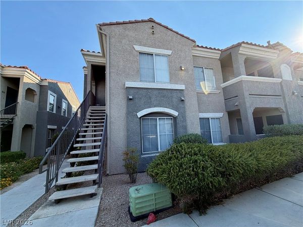 10245 S MARYLAND PW Parkway , Unit 136, Las Vegas, NV 89123
