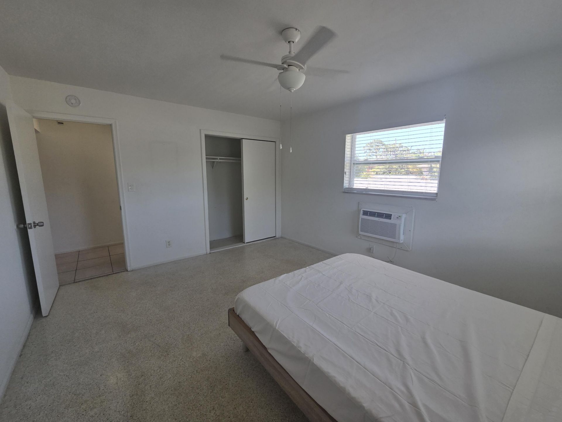 701 SE 15th Street, Unit 12, Fort Lauderdale, FL 33316 Photo