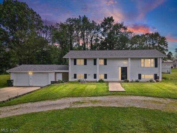 6410 Westmore Street, Louisville, OH 44641