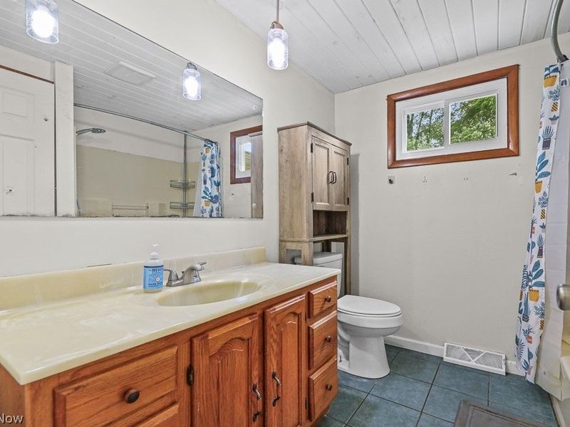 6410 Westmore Street, Louisville, OH 44641 Photo 18