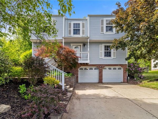 515 Cresthaven Drive, Pittsburgh, PA 15239