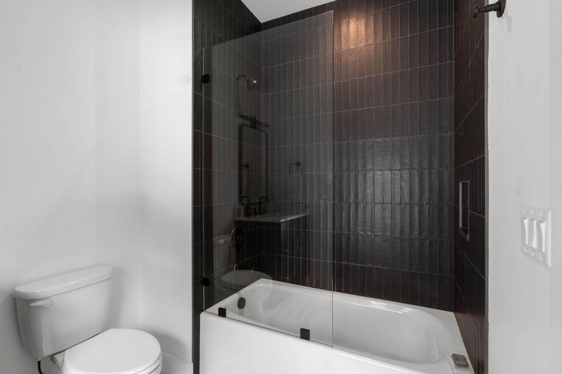 2147 River Road Photo 66
