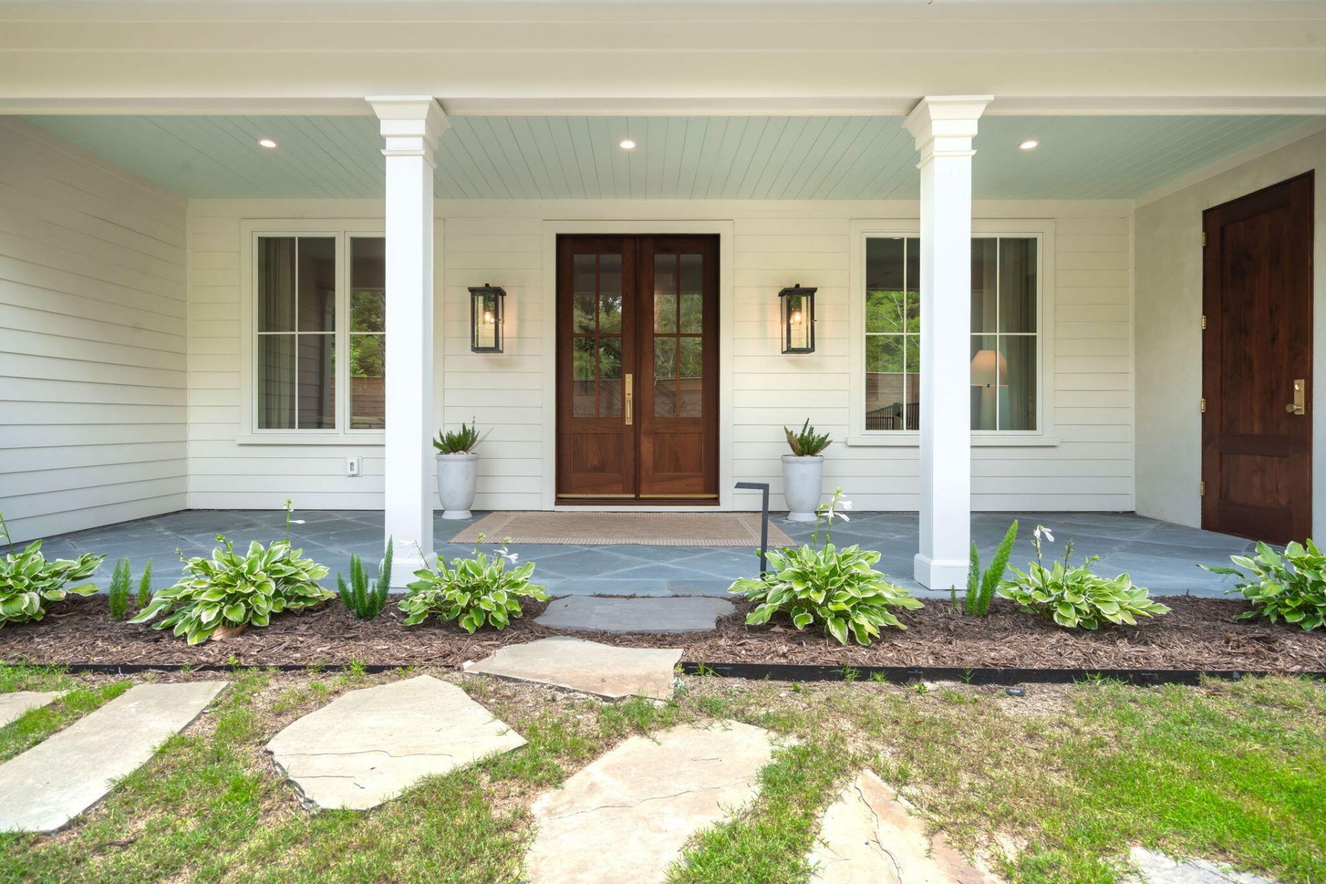 2147 River Road Photo 7