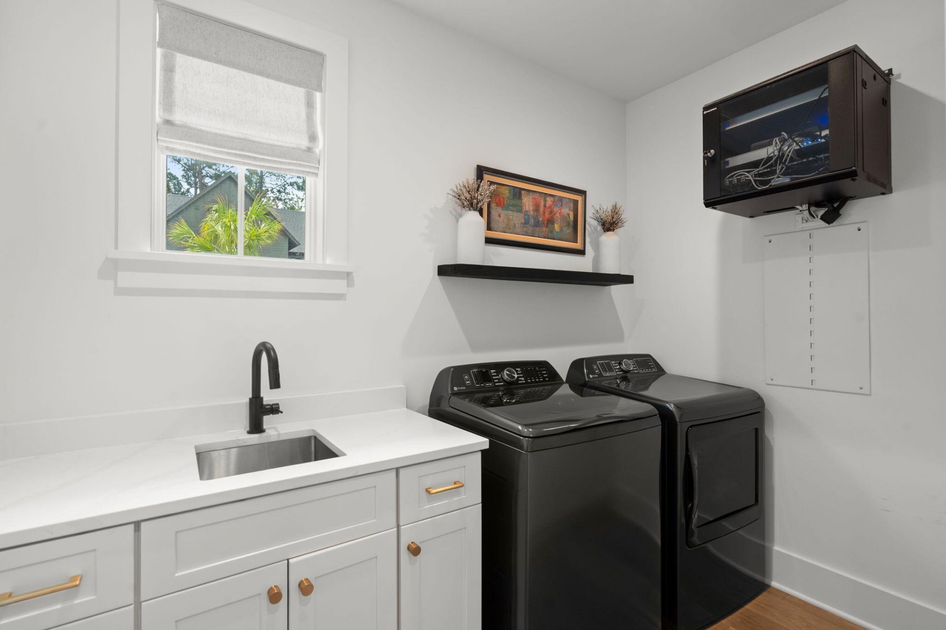 2147 River Road Photo 87