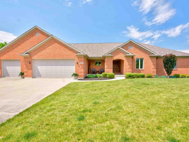 1879 Westlake Drive, Sidney, OH 45365 Photo 2
