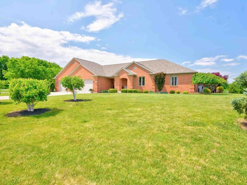 1879 Westlake Drive, Sidney, OH 45365 Photo 3