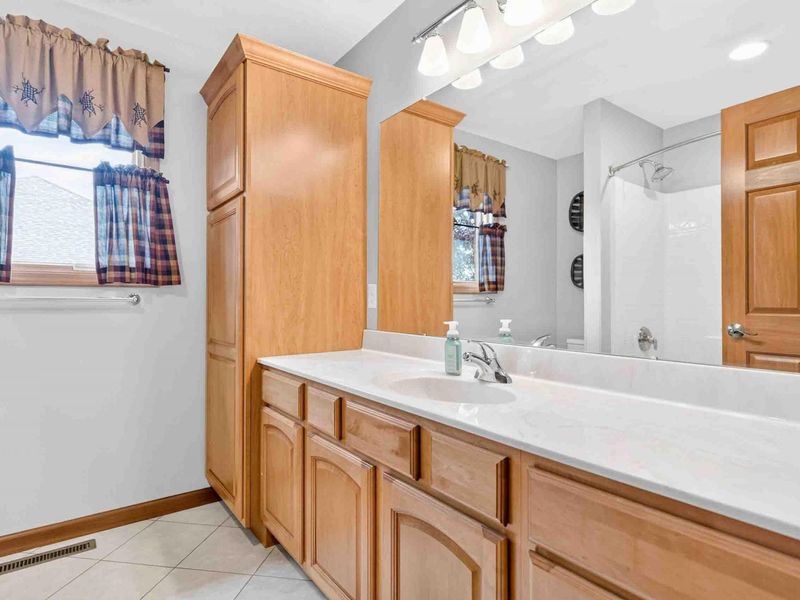 1879 Westlake Drive, Sidney, OH 45365 Photo 33
