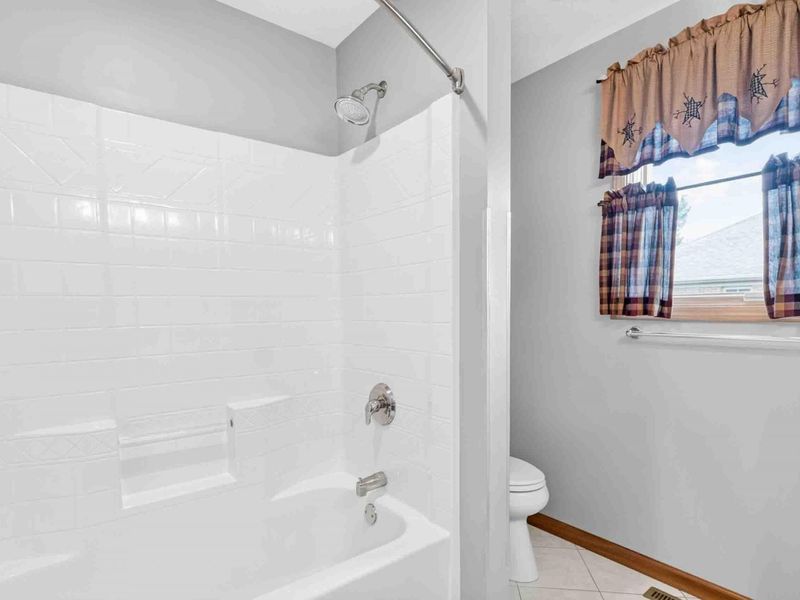 1879 Westlake Drive, Sidney, OH 45365 Photo 34