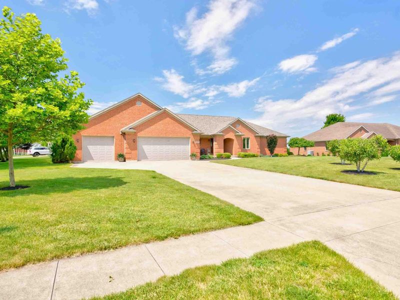 1879 Westlake Drive, Sidney, OH 45365 Photo 5