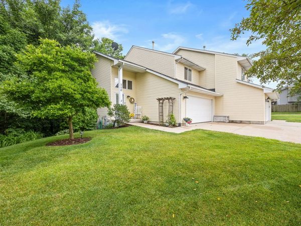110 Sibley Drive , Minooka, IL 60447