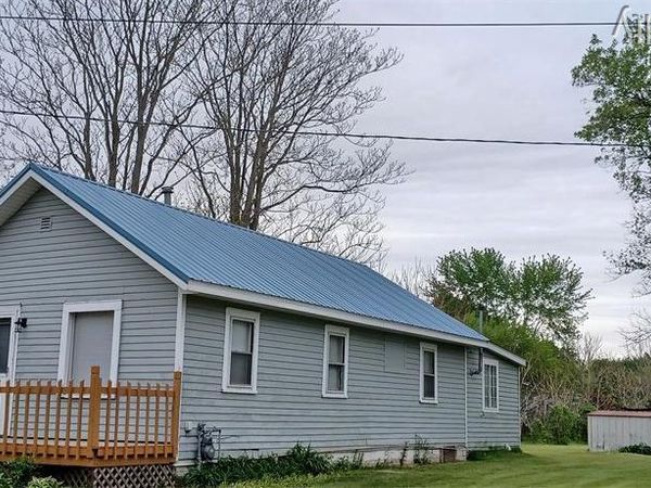 4525 W Water Street, Kimball Twp, MI 48074