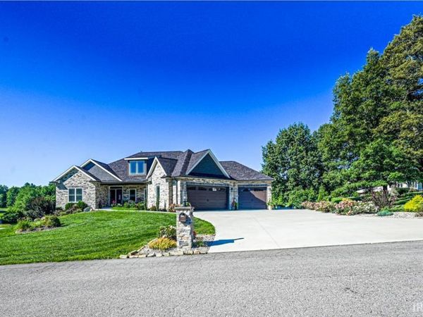 4119 E Oak Ridge Estates, Haubstadt, IN 47639