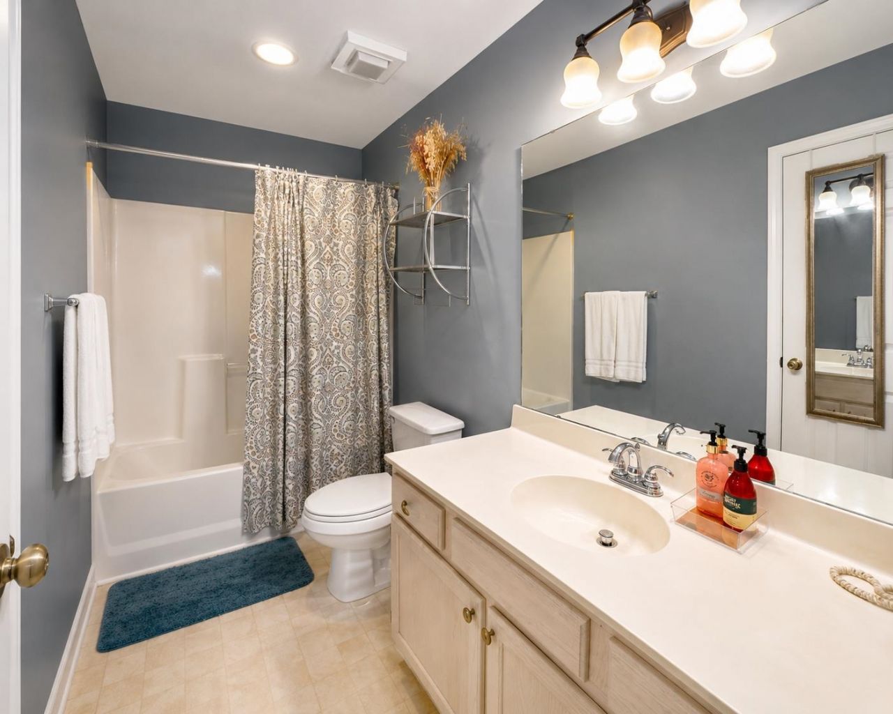 4502 W Harbour Ct. Photo 21