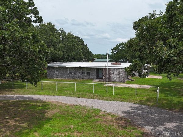 15188 Hwy 82 , Tahlequah, OK 74464