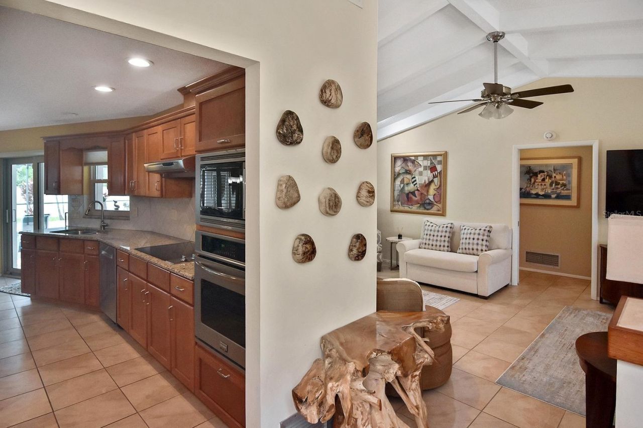 429 Darling Drive , Venice, FL 34285 Photo