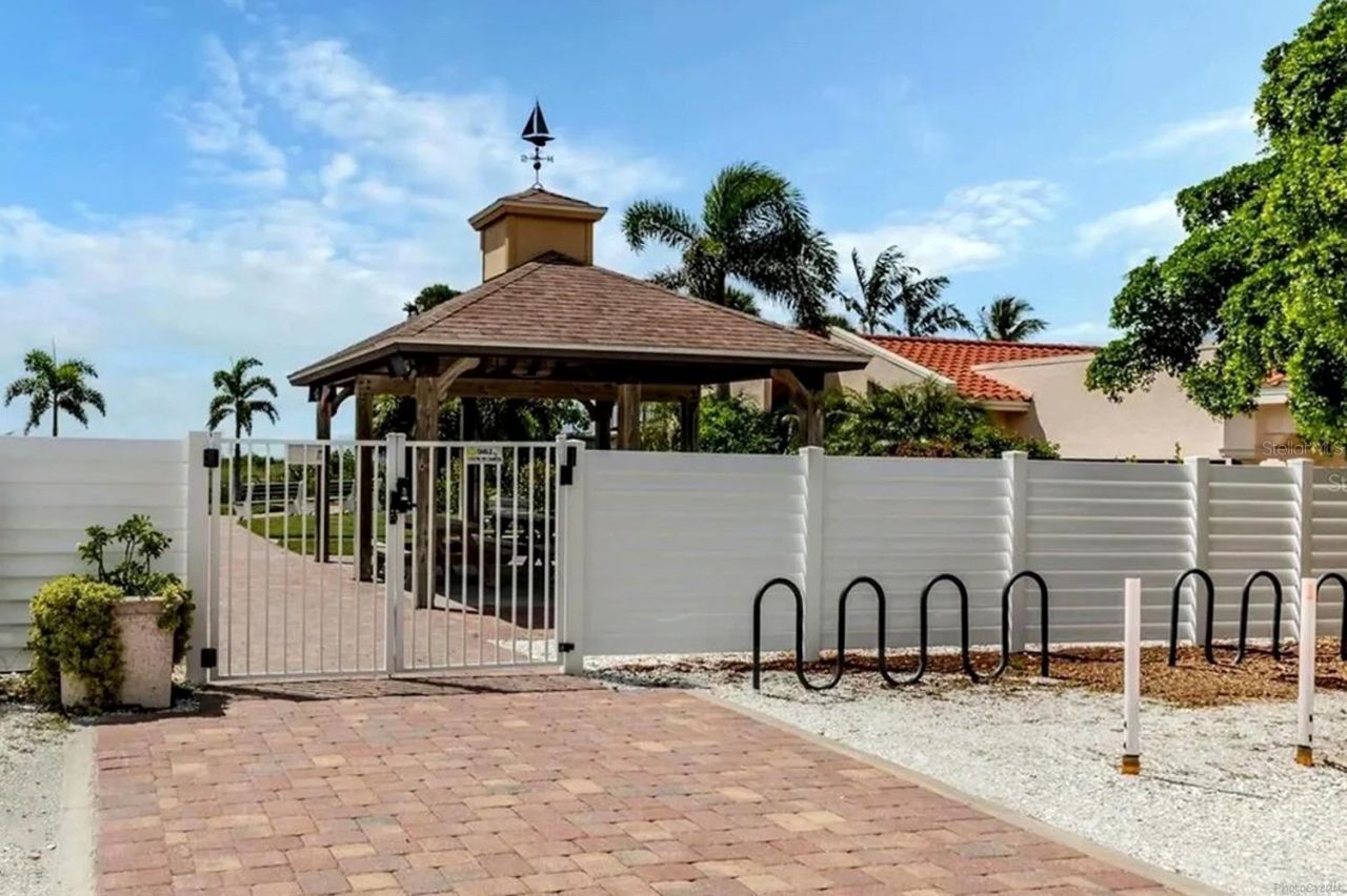 429 Darling Drive , Venice, FL 34285 Photo