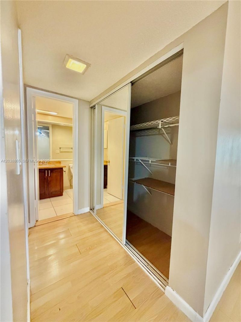 2320 S Cypress Bend Dr , Unit 206, Pompano Beach, FL 33069 Photo