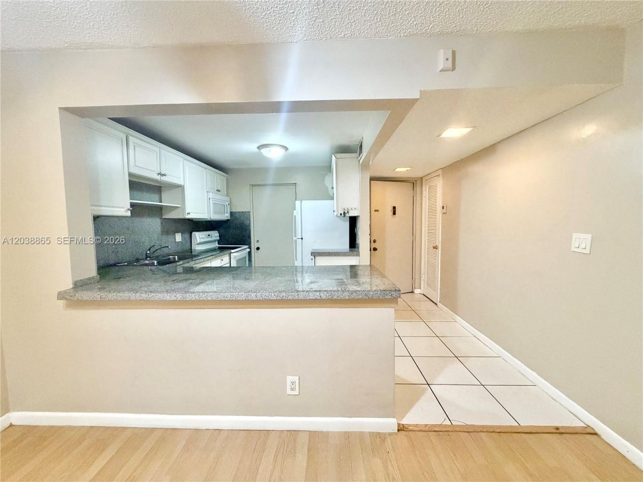 2320 S Cypress Bend Dr , Unit 206, Pompano Beach, FL 33069 Photo