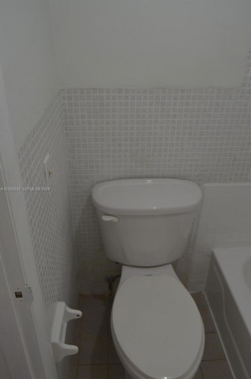 1910 W 56th St , Unit 3312, Hialeah, FL 33012 Photo
