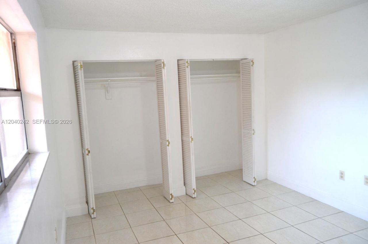 1910 W 56th St , Unit 3312, Hialeah, FL 33012 Photo